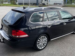 Volkswagen Golf Individual 2.0 103kW