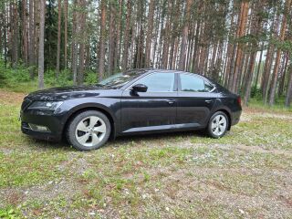 Skoda Superb 1.4 110кВ
