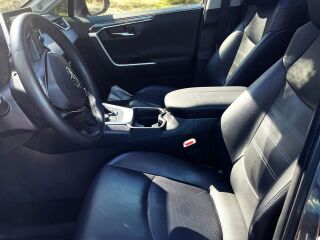 Toyota RAV4 Premium Plus / All Weather / AWD 2.5 131кВ