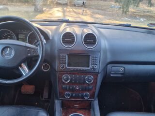Mercedes-Benz ML 320 3.0 165kW