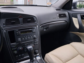 Volvo V70 D5
