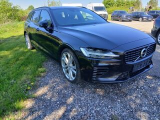 Volvo V60 T6 R-Design Recharge AWD 2.0 R4 251kW