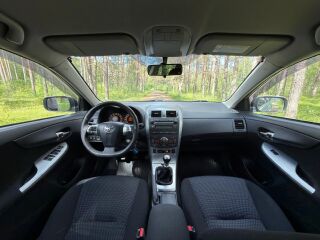 Toyota Corolla 1.6 97кВ