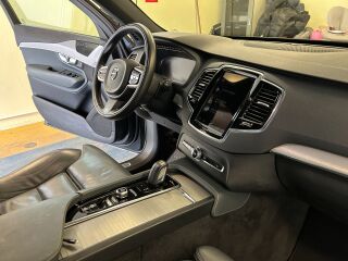 Volvo XC90 T8 AWD RECHARGE 2.0 R4 Turbo 223kW