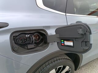 Mitsubishi Outlander Instyle 4WD 2.4 PHEV 225kW
