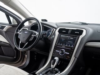 Ford Mondeo Vignale 2.0 132kW