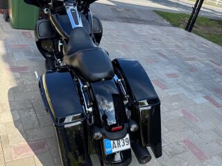 Harley-Davidson Street Glide 64кВ