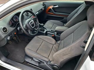 Audi A3 1.6 77кВ