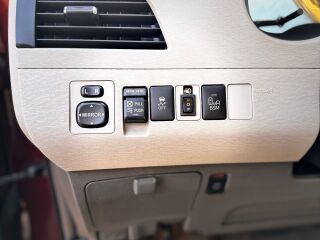 Toyota Sienna XLE 3.5 V6 197kW
