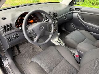 Toyota Avensis Linea Sol Technical 2.0 VVT-i 108kW