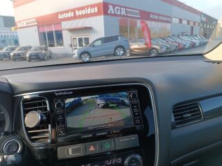 Mitsubishi Outlander Instyle Plus 4WD 2.2 DI-D 110kW