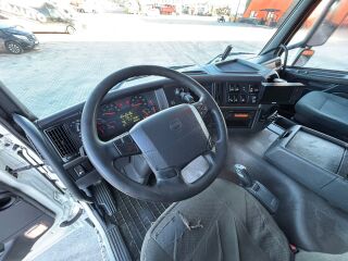 Volvo FM 460 6x2 345kW