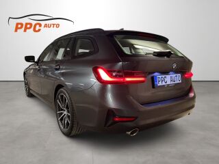 BMW 330 e Touring 2.0 135kW