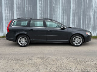 Volvo V70 Facelift Momentum 2.0 R5 D3 120kW