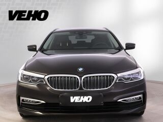BMW 530 d xDrive Touring Luxury Line 3.0 195кВ