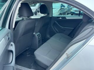Volkswagen Jetta 1.6 77kW