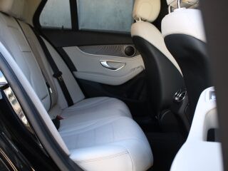 Mercedes-Benz C 220 4matic R4 125kW