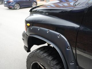 Dodge RAM 1500 4x4 Laramie 5.7 V8 HEMI 257кВ
