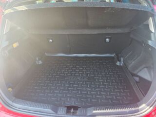 Toyota Auris Auris hybrid 5d hatchbac 1,8 lux 1.8 73kW