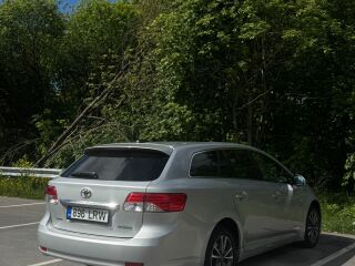 Toyota Avensis Sol Package 2.0 D-4D 91kW
