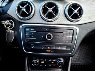Mercedes-Benz CLA 220 2.2 130kW