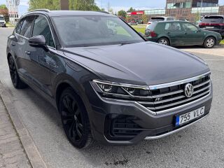 Volkswagen Touareg R-line 3.0 210kW