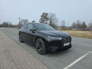 BMW iX xDrive 40 102кВ