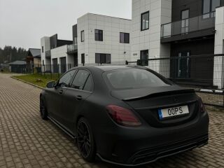 Mercedes-Benz C 63 AMG S s 4.0 V8 375kW