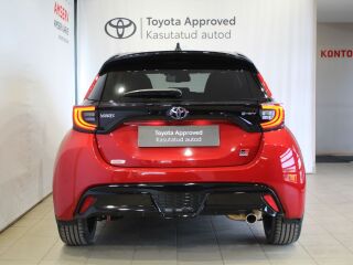 Toyota Yaris GR Sport 1.5 68кВ
