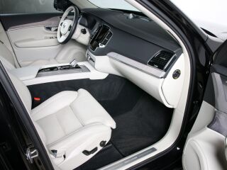 Volvo XC90 AWD ULTIMATE BRIGHT 7 LUXURY XENIUM FULL 2.0 T8 Recharge Long Range Plug-In-Hybrid 335kW