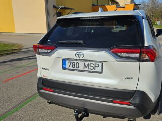 Toyota RAV4 Luxury Plus 2.0 129kW
