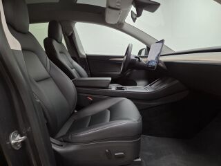 Tesla Model Y Long Range AWD 153kW