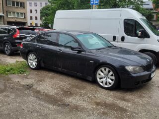BMW 745 D 4.4 V8 Biturbo 320kW