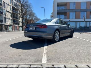 Audi A8 4.2 V8 283kW