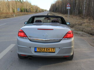 Opel Astra TwinTop COSMO Sportkakett 1.9 CDTI 110кВ