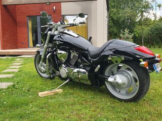 Suzuki VZR 1800 92kW