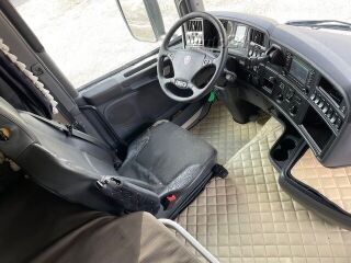 Scania R490