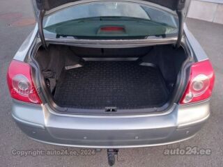 Toyota Avensis Linea Sol 2.4 120kW