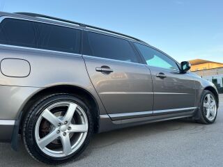 Volvo V70 2.4 129кВ