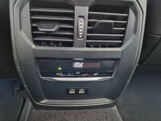 BMW 320 d xDrive M-Pakett High-Gloss Shadow Line CURVE 2.0 140kW
