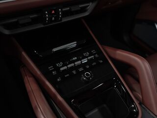 Porsche Cayenne Turbo e-hybrid 4.0 544kW