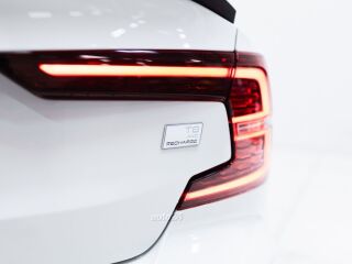 Volvo S60 R-Design T8 AWD Plugin Hybrid MY21 2.0 251kW