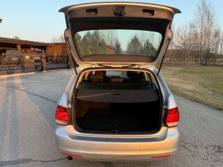Volkswagen Golf Variant Facelift EU5 1.6 R4 TDI BMT 77кВ