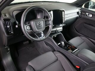 Volvo XC40 ULTIMATE DARK INTELLI SAFE PRO FULL P6 MY23 170kW