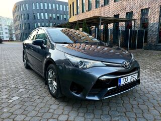 Toyota Avensis 1.6 97kW