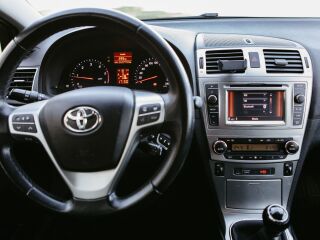 Toyota Avensis 2.0 91kW