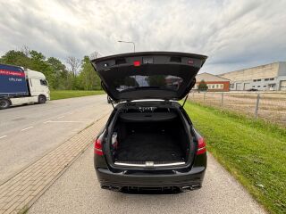 Mercedes-Benz C 220 D AMG 4MATIC 2.0 143kW