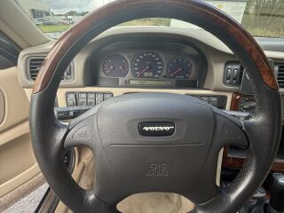 Volvo V70 R AWD 2.3 184kW