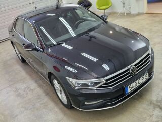 Volkswagen Passat Executive IQ LIGHT Maatriks 2.0 TDI 110kW