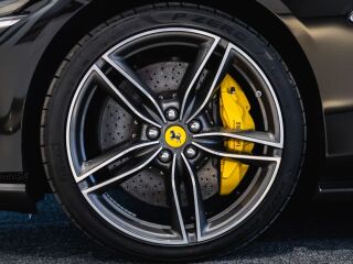 Ferrari Roma Spider 3.9 V8 456кВ